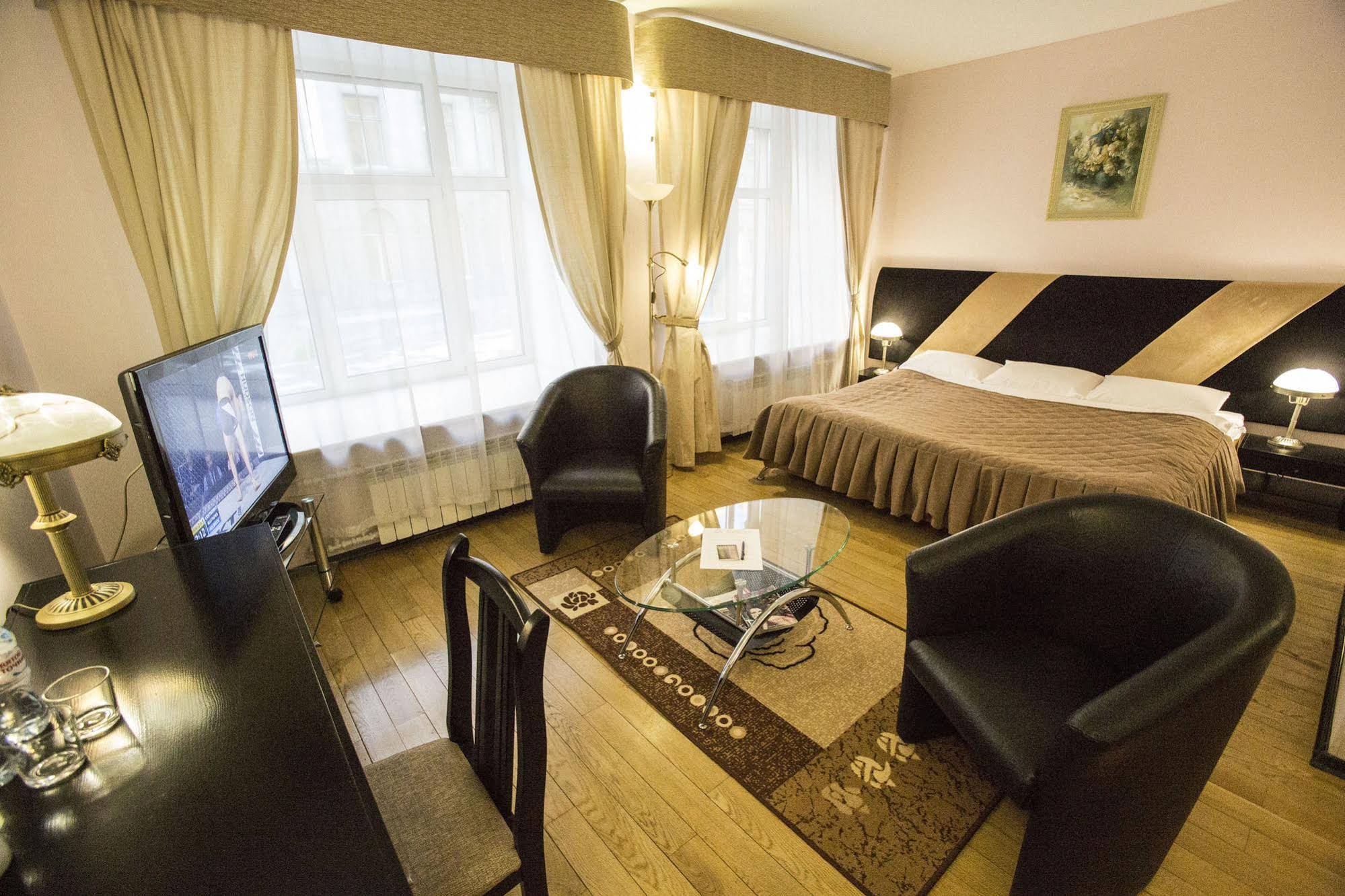 Hotel Prestige