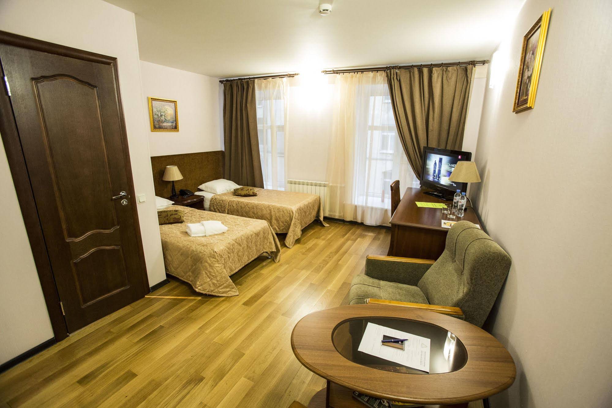 Hotel Prestige
