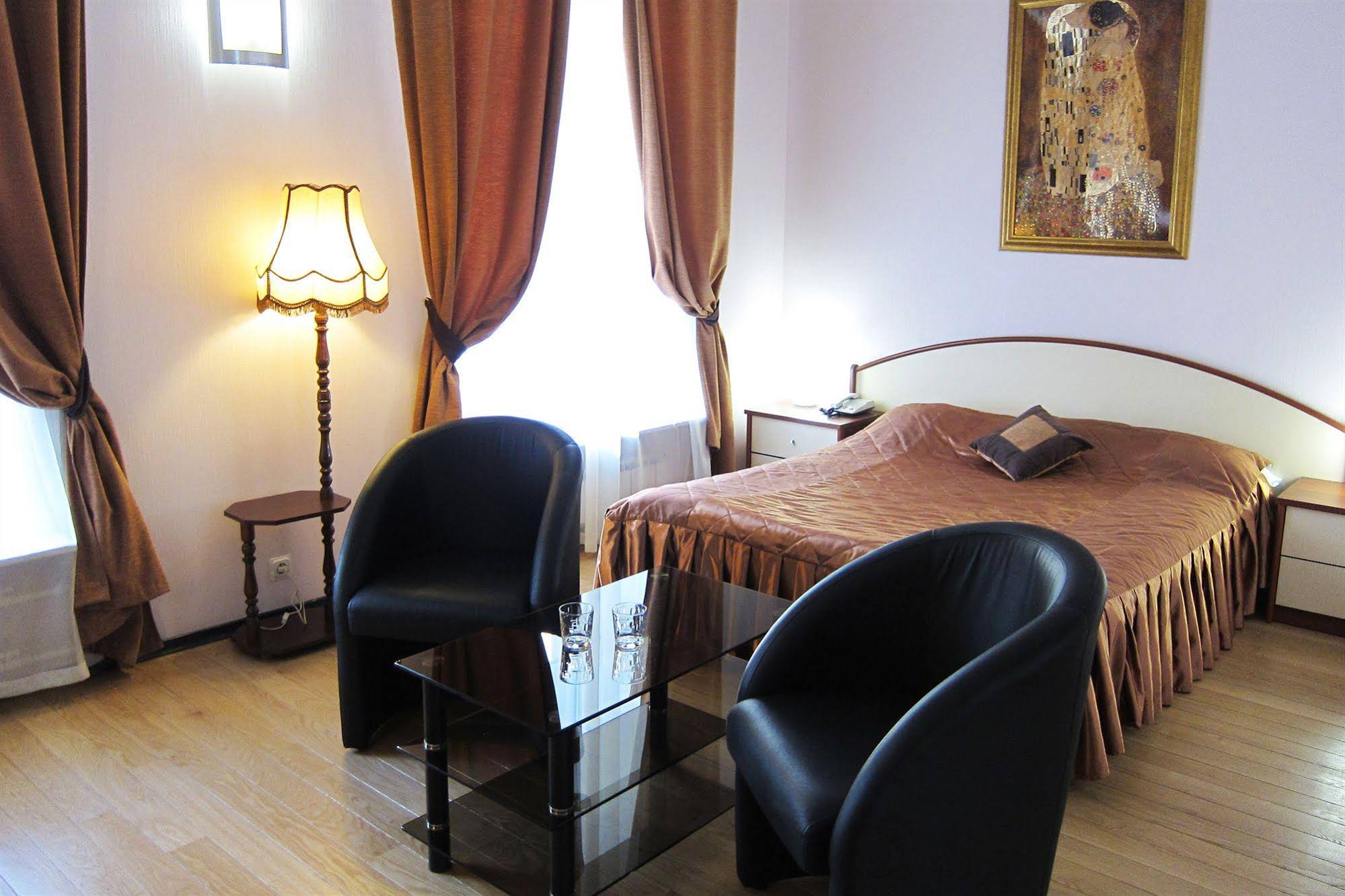 Hotel Prestige