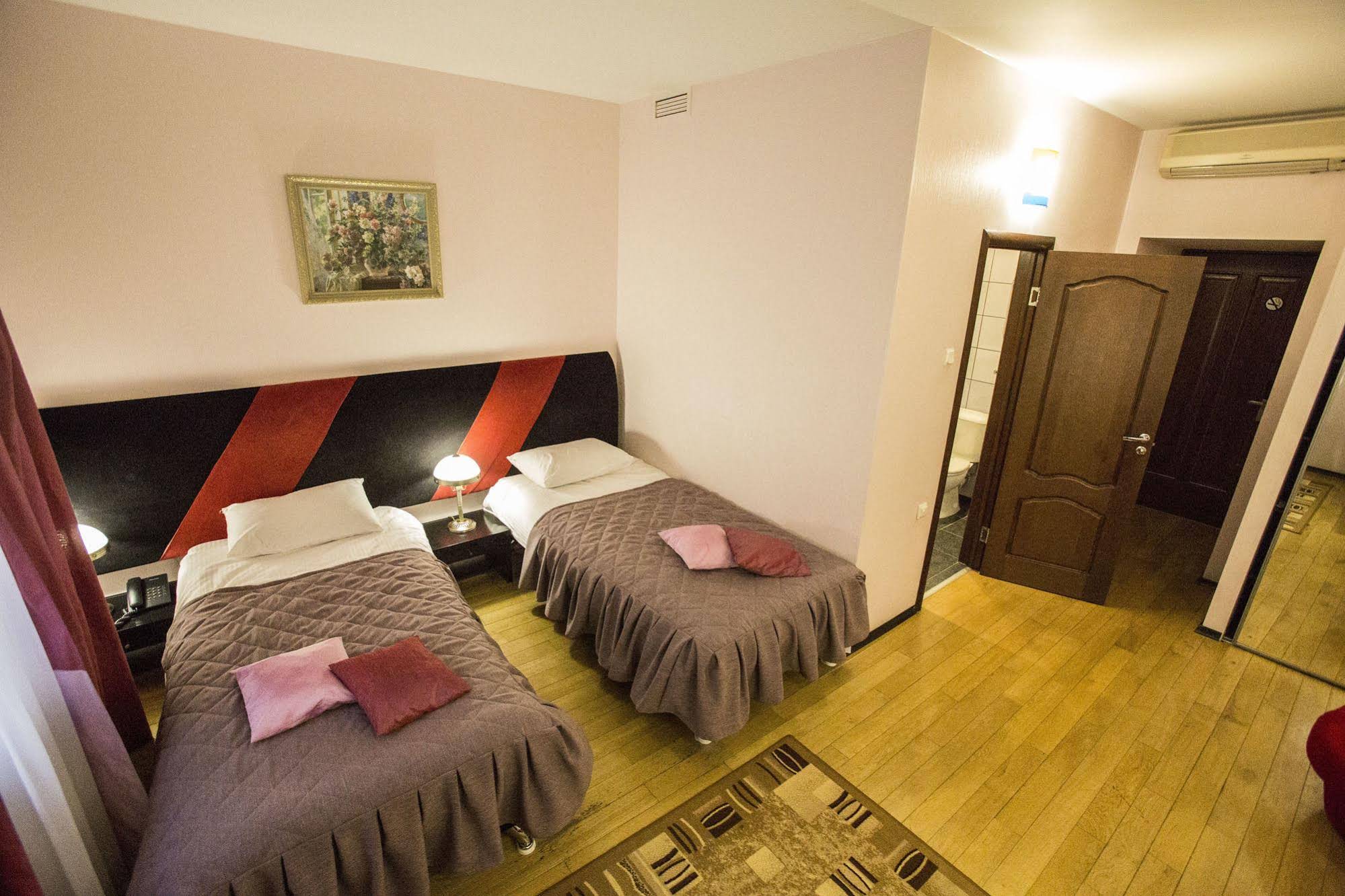 Hotel Prestige