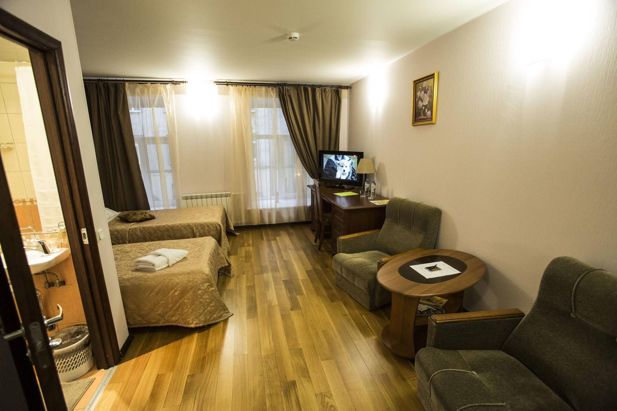 Hotel Prestige