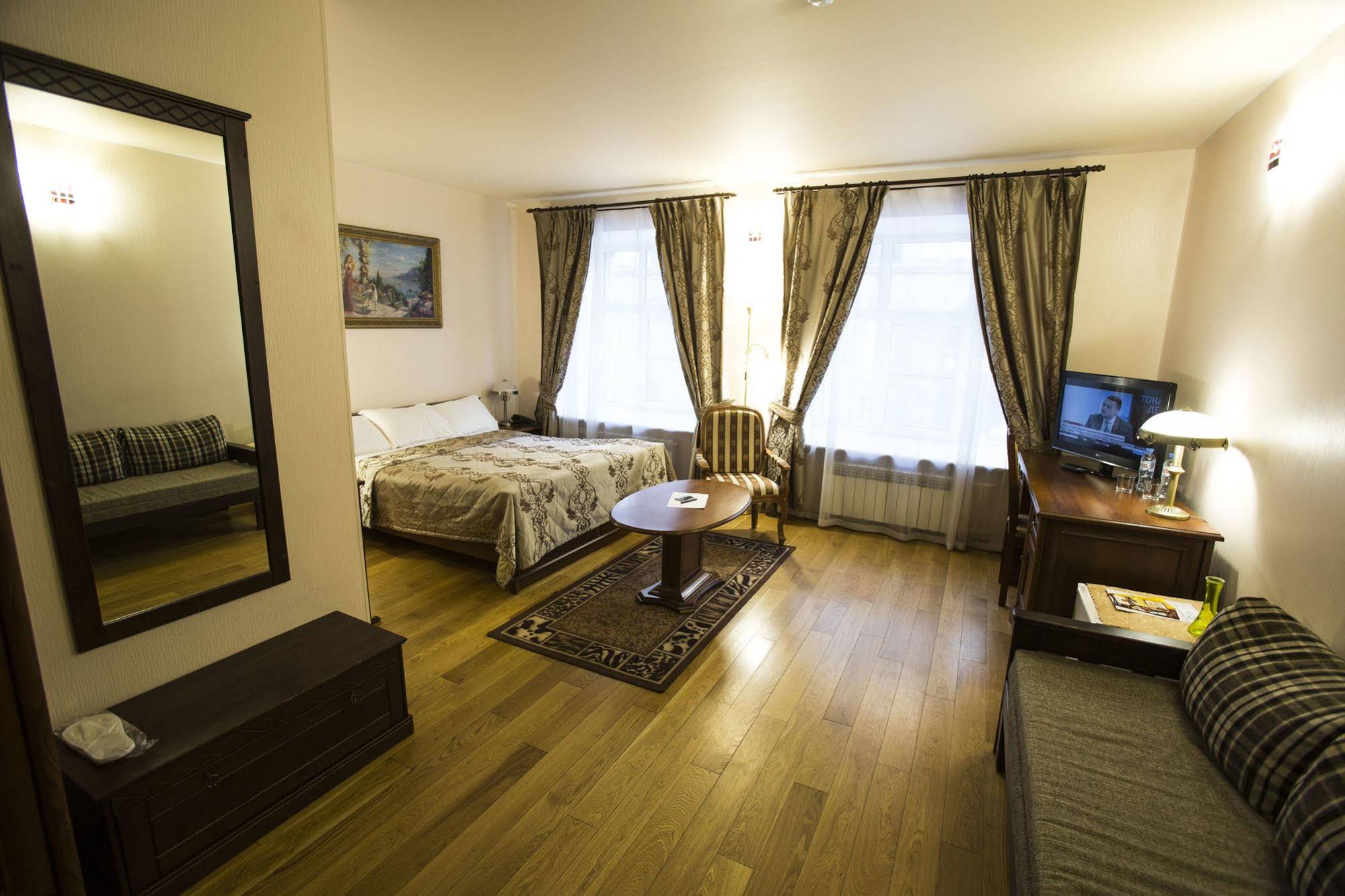 Hotel Prestige