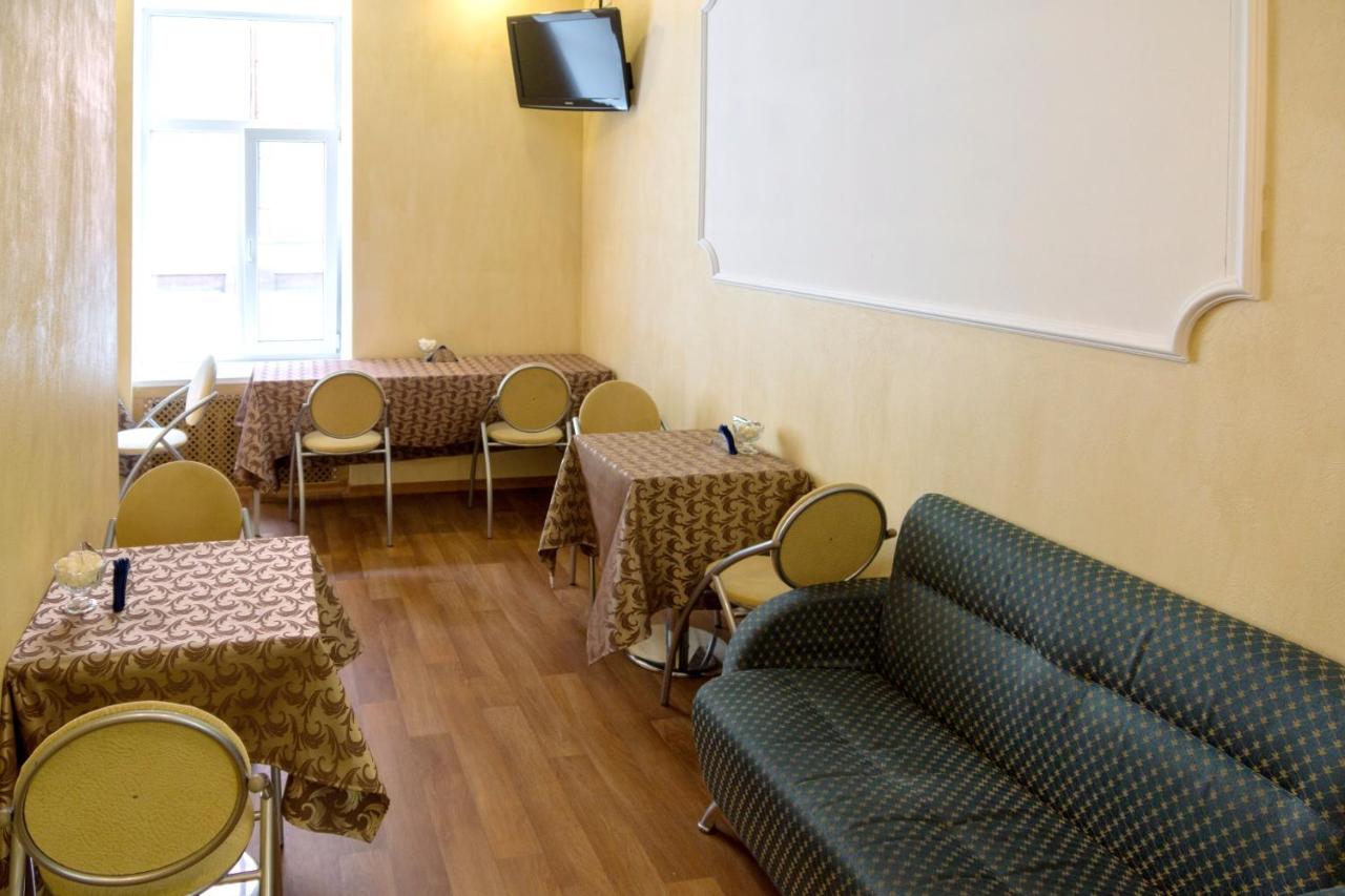 Hotel RA Nevsky 44