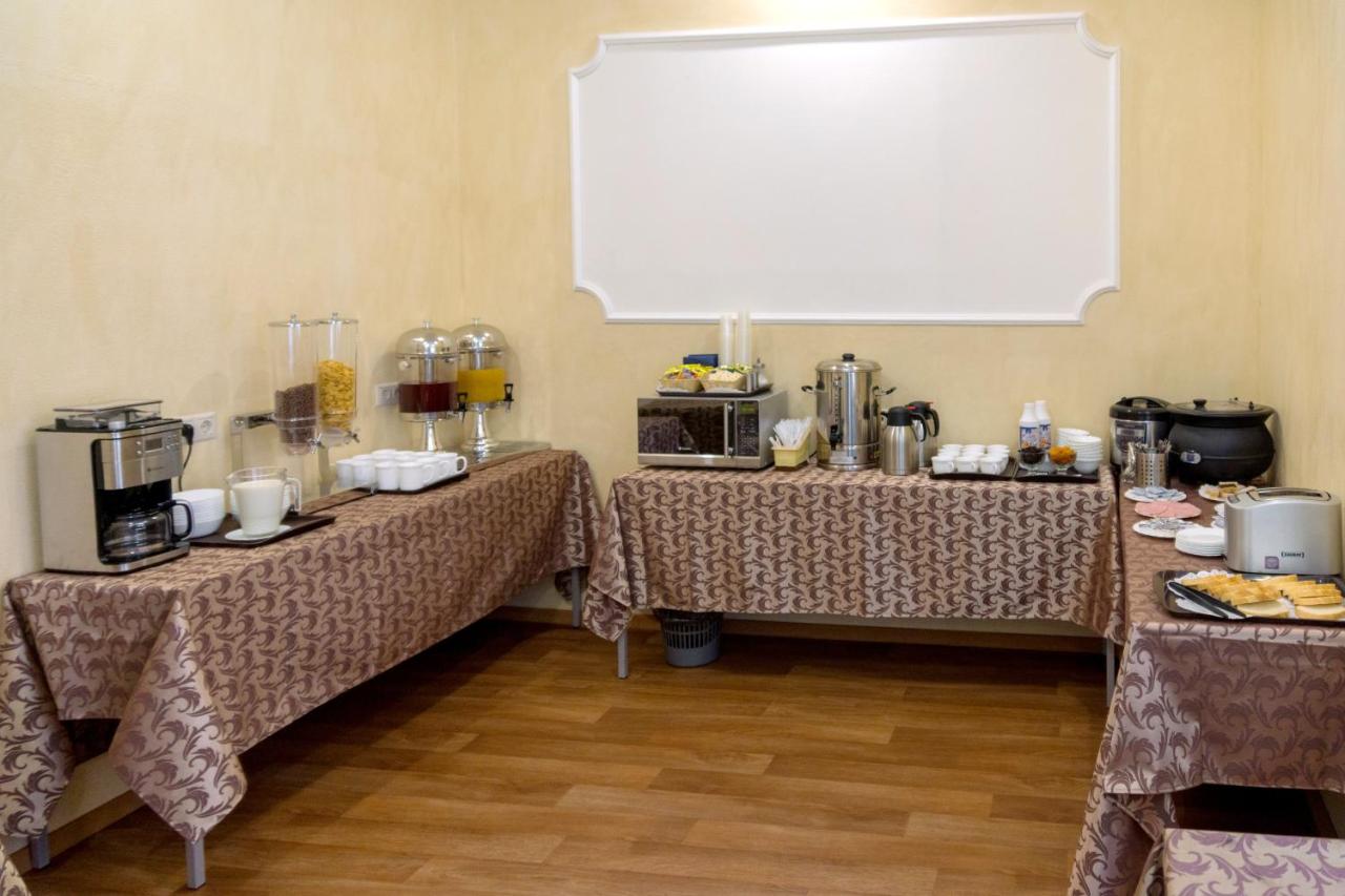 Hotel RA Nevsky 44