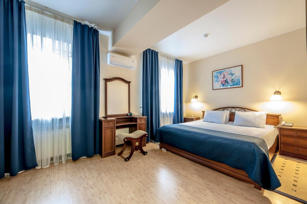 Hotel Rus