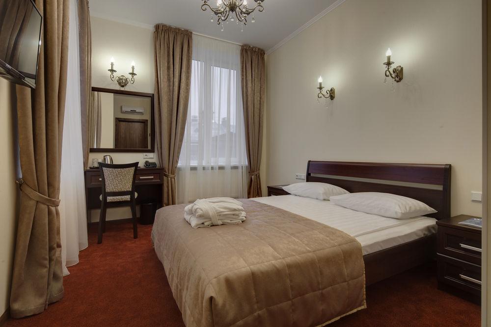 Hotel Solo Panorama Palace Square