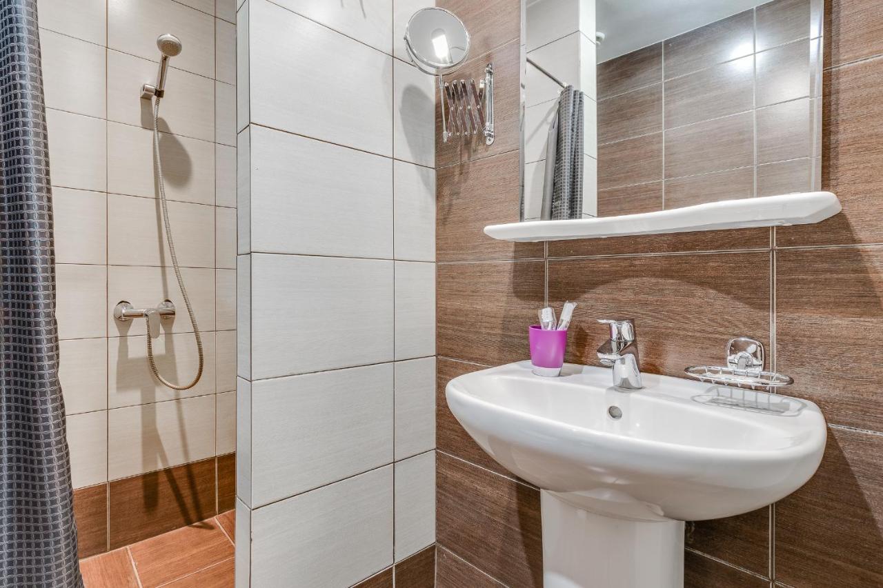 Hotel Veles