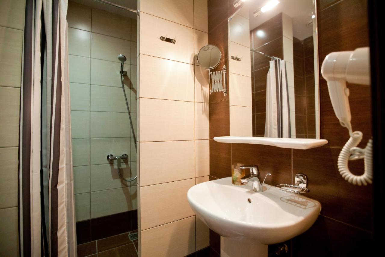 Hotel Veles