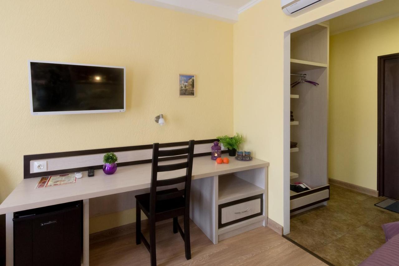 Hotel Veles