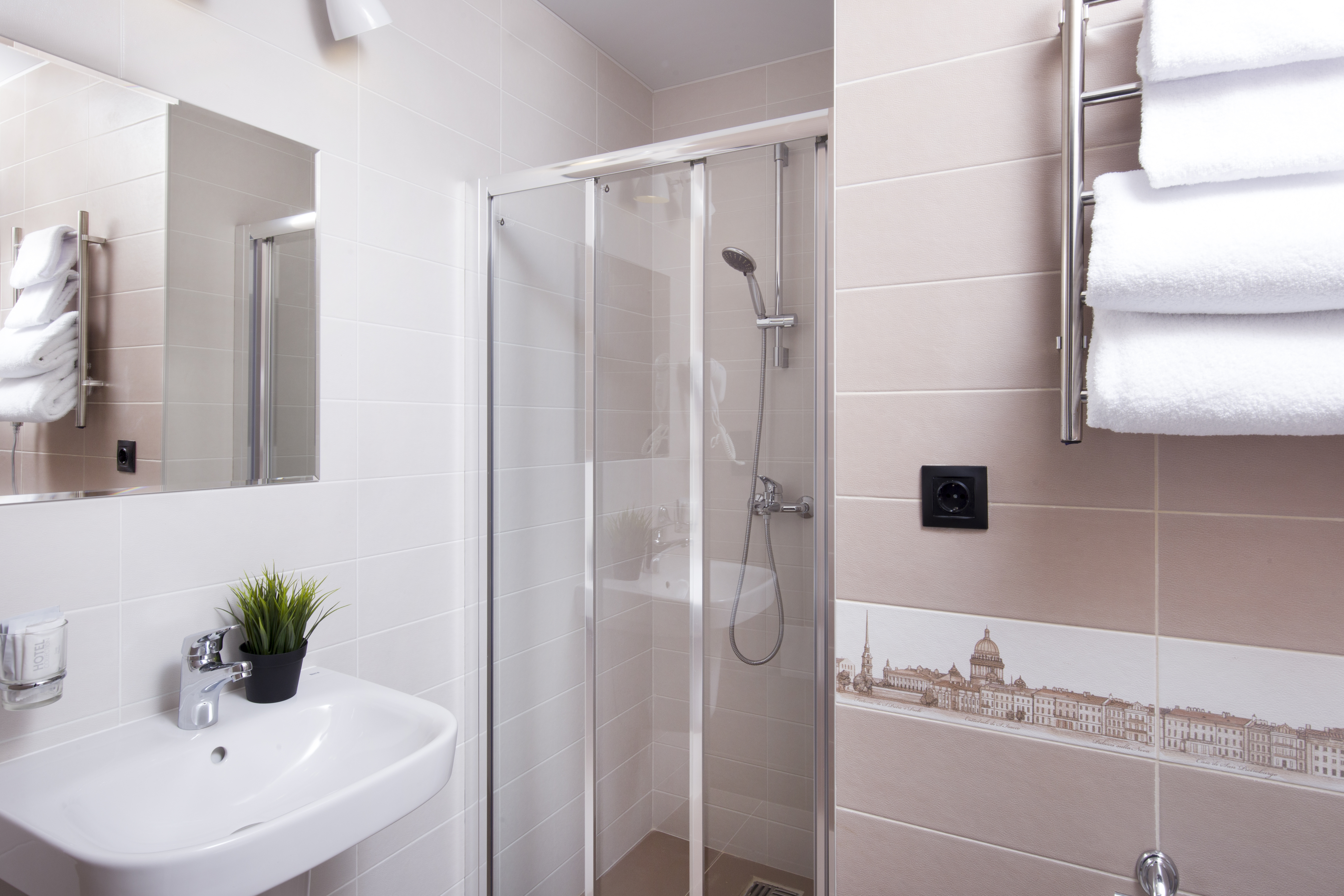 Hotel Wow On Millionnaya