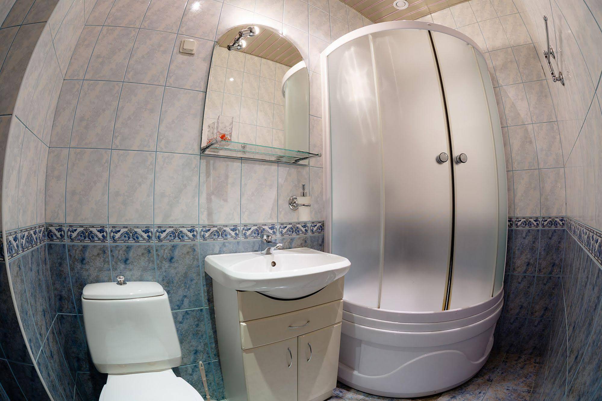Iskra Hotel