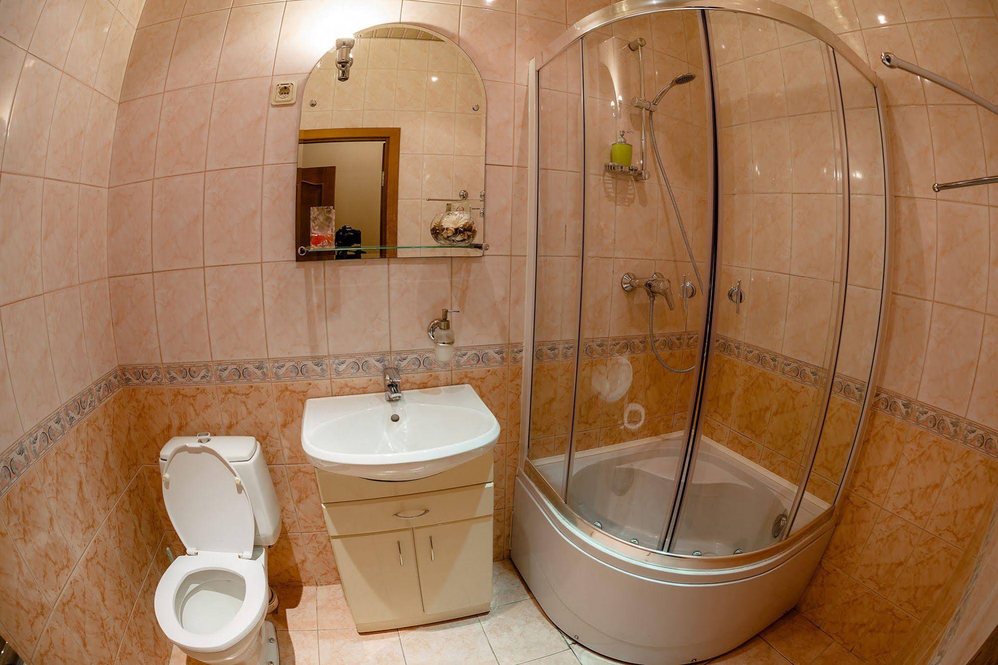 Iskra Hotel