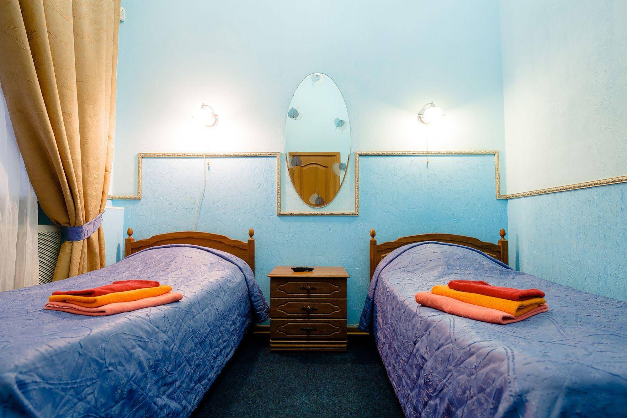 Iskra Hotel