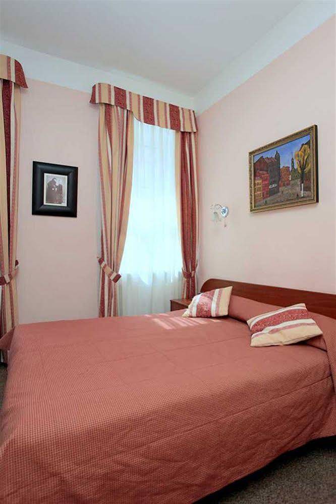 Kholstomer Hotel