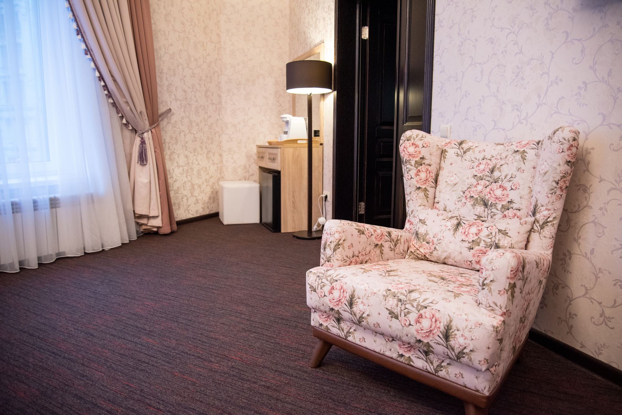 Kravt Hotel