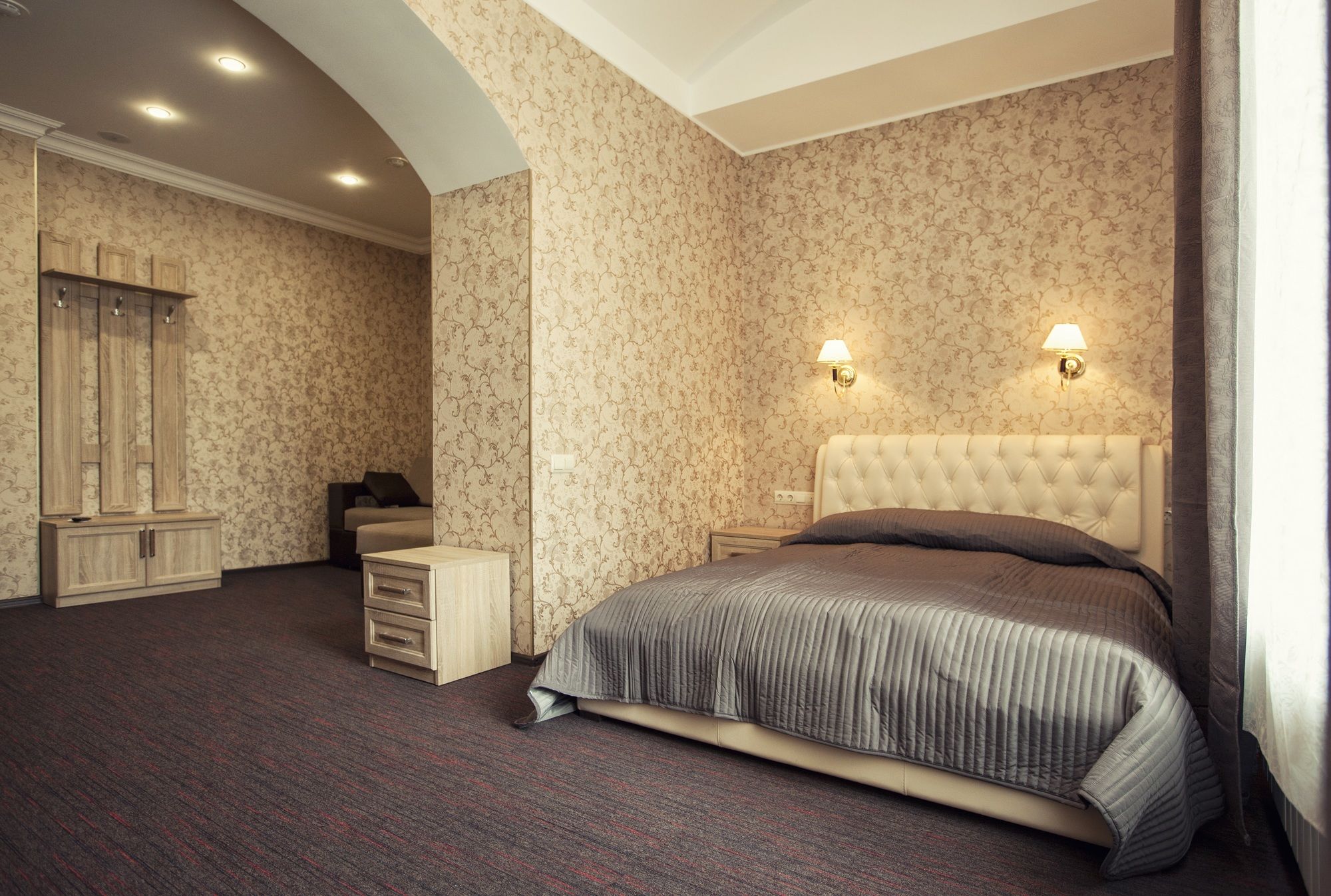 Kravt Hotel