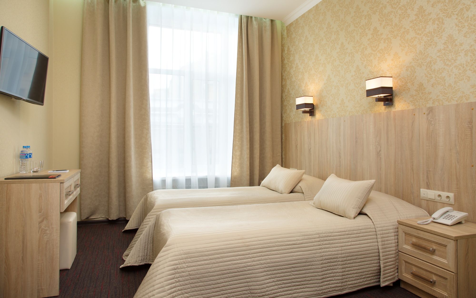 Kravt Hotel