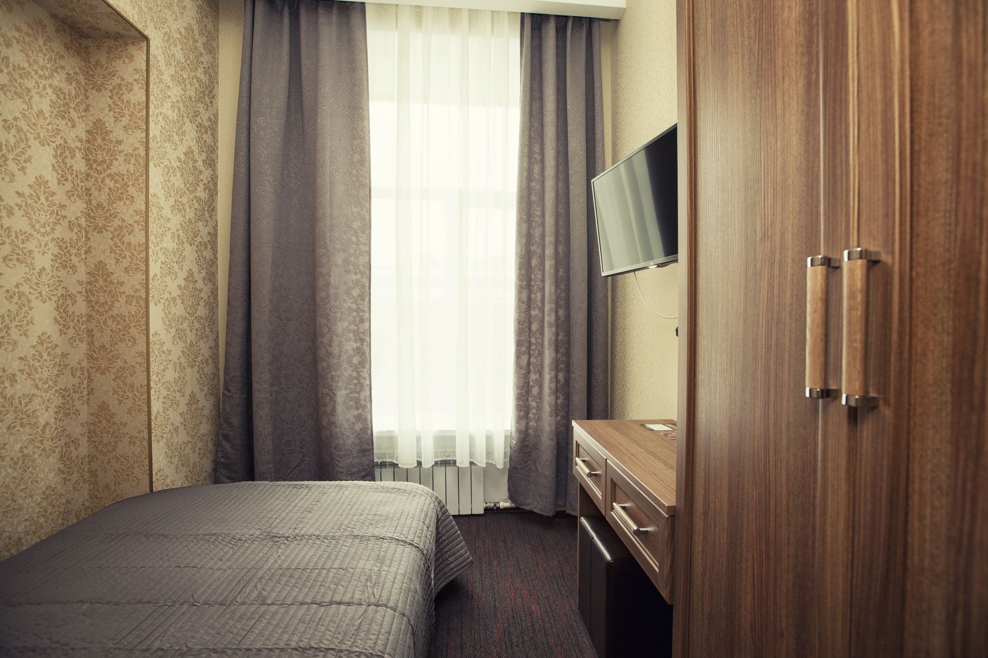 Kravt Hotel