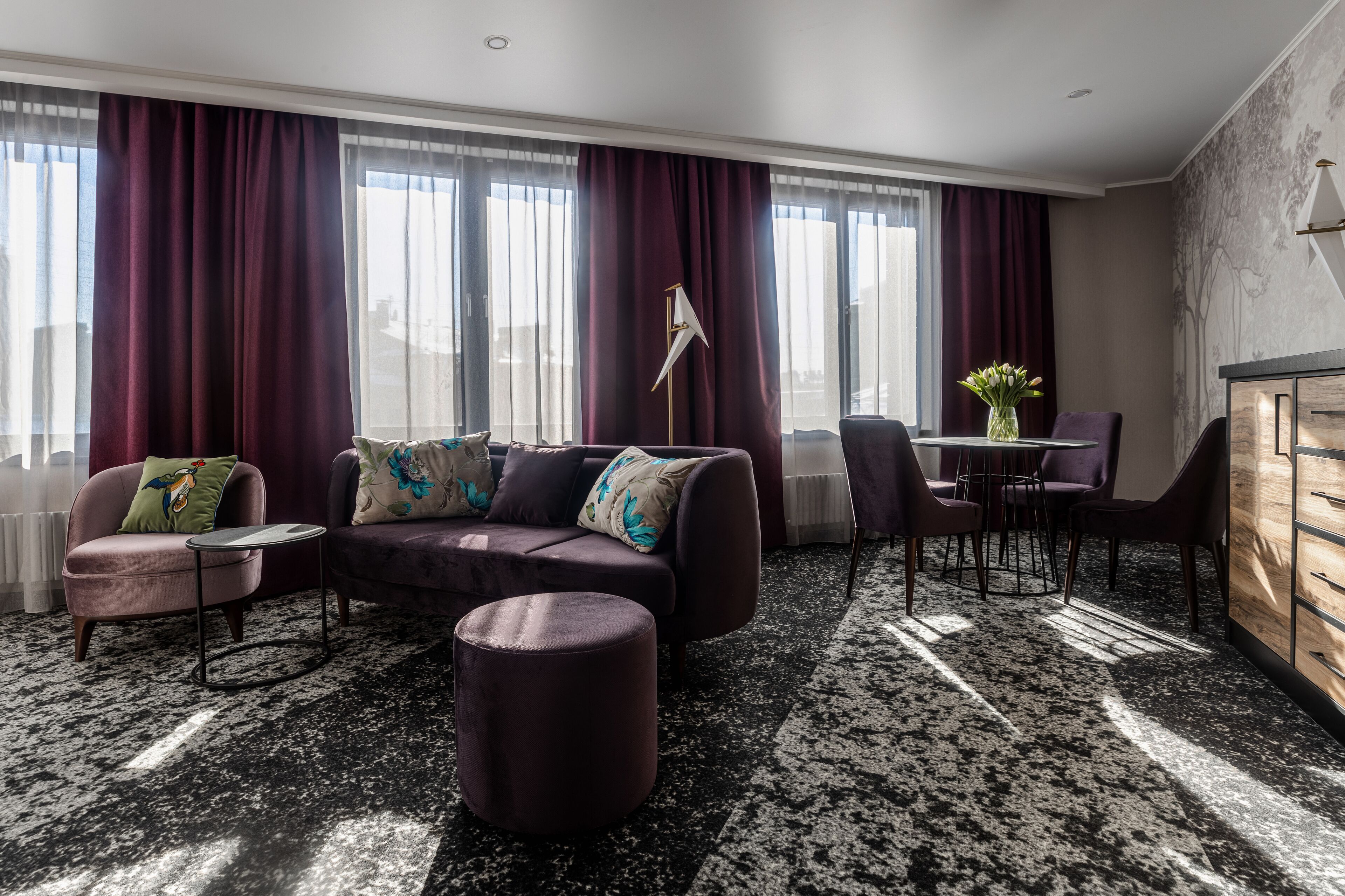 Kravt Nevsky Hotel and Spa