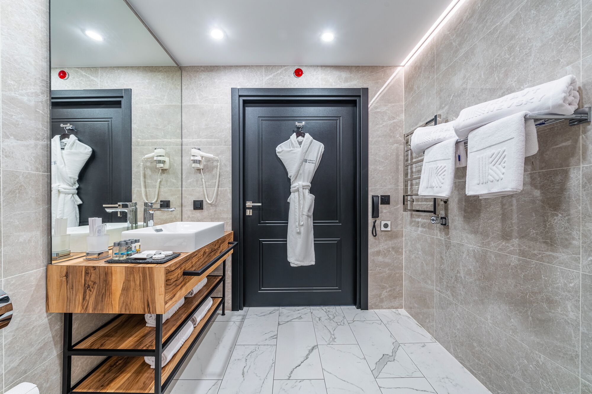 Kravt Nevsky Hotel and Spa