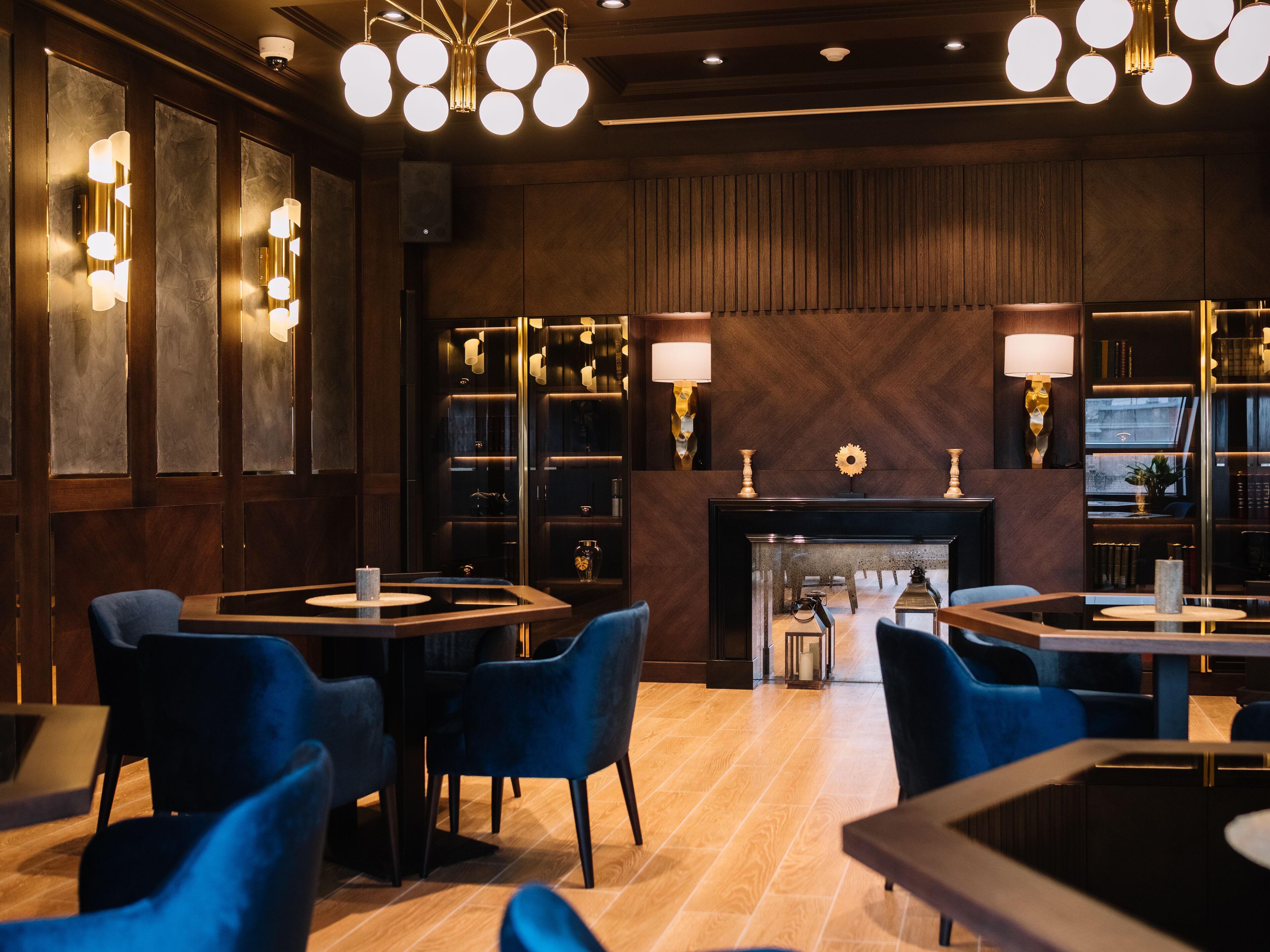 Kravt Nevsky Hotel and Spa