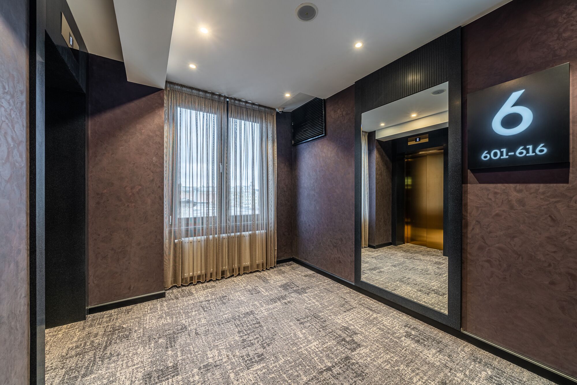 Kravt Nevsky Hotel and Spa