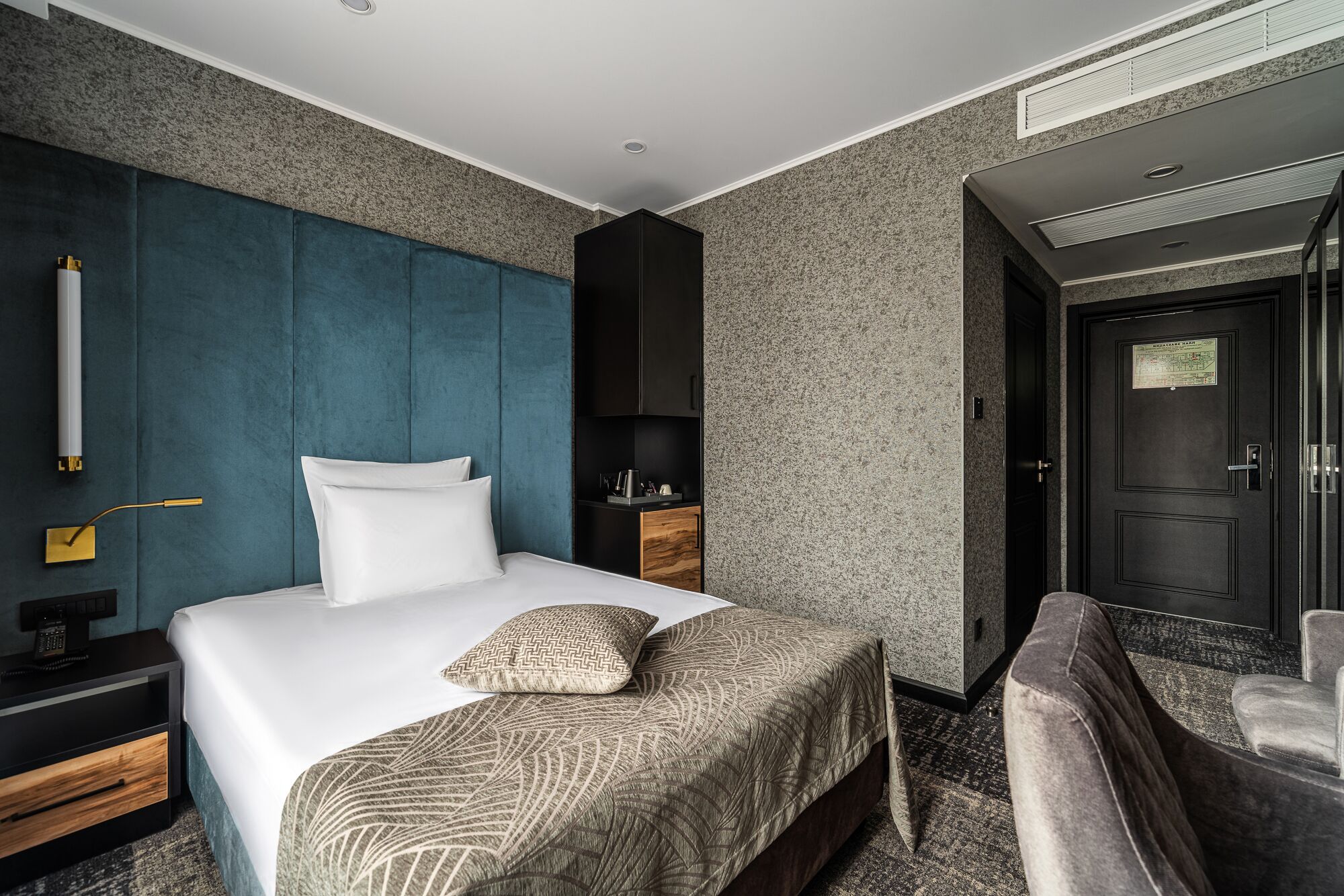 Kravt Nevsky Hotel and Spa