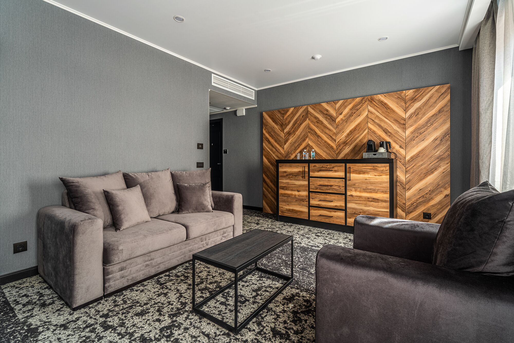 Kravt Nevsky Hotel and Spa