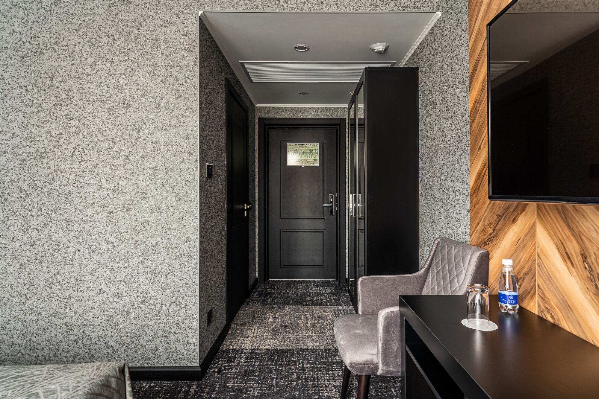 Kravt Nevsky Hotel and Spa