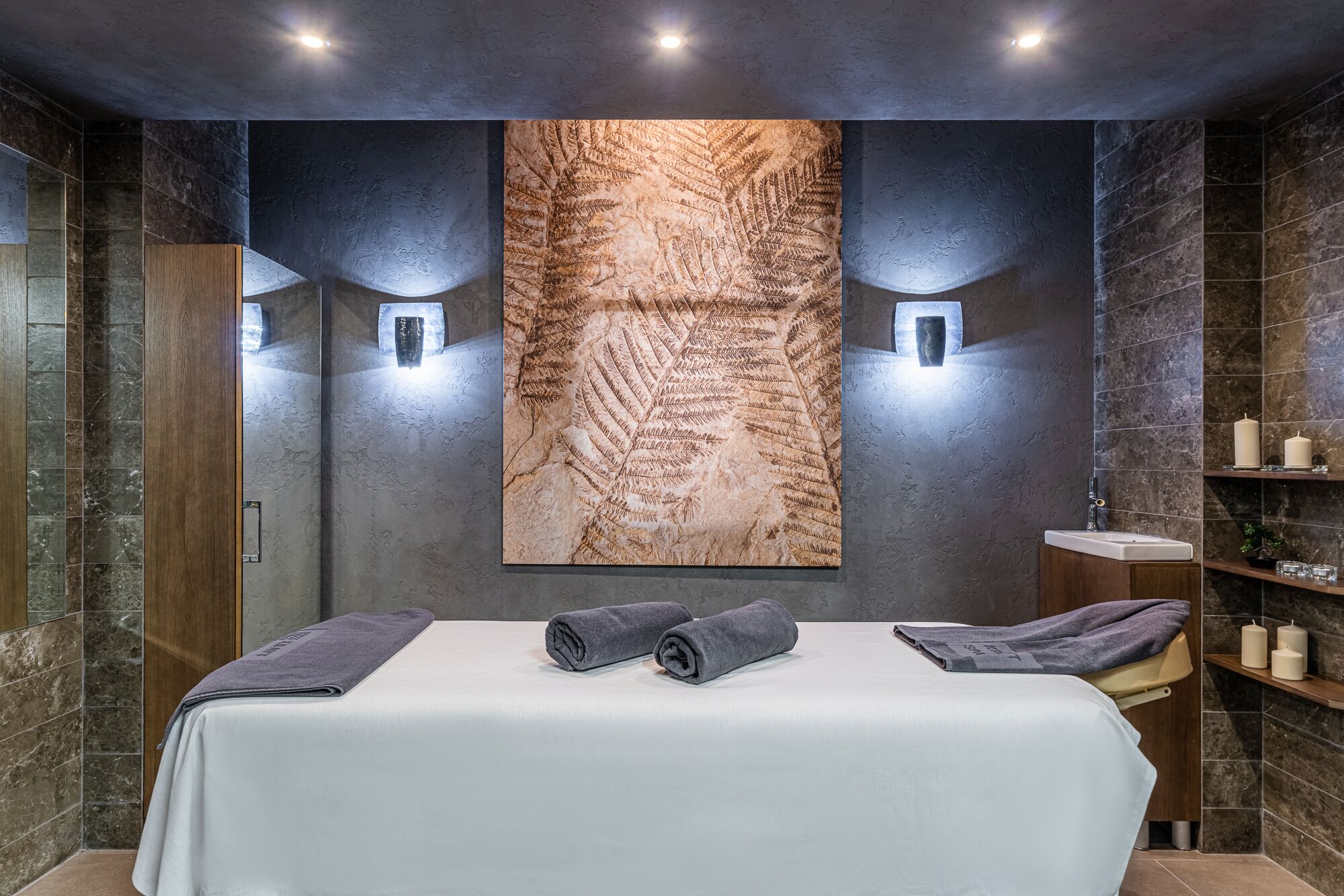 Kravt Nevsky Hotel and Spa