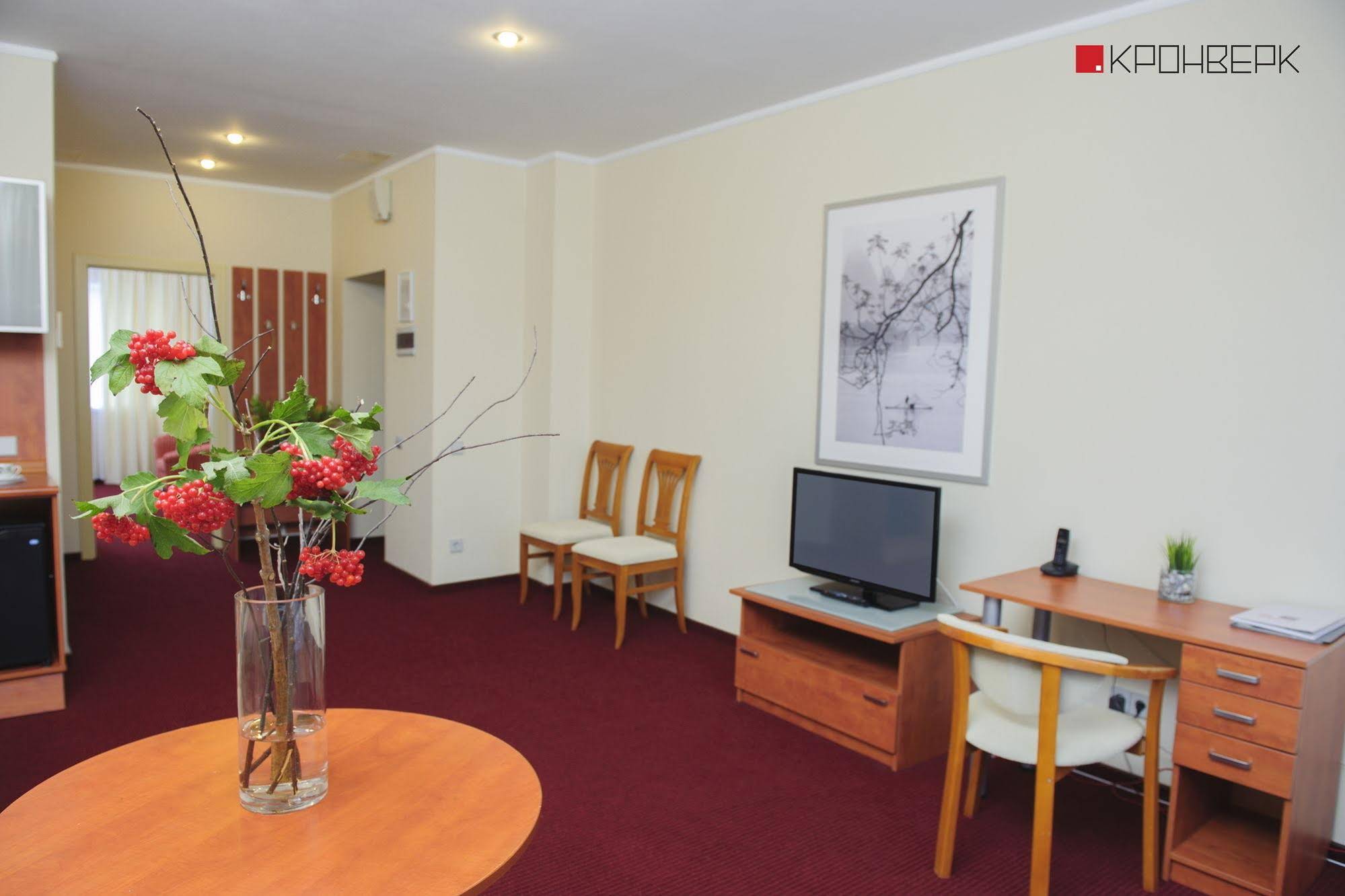 Kronverk Apart-Otel & Buisenes Center