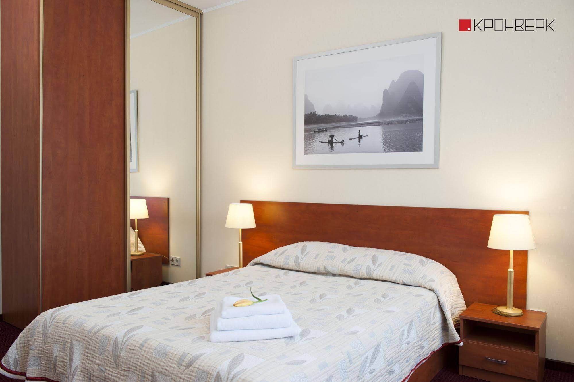 Kronverk Apart-Otel & Buisenes Center