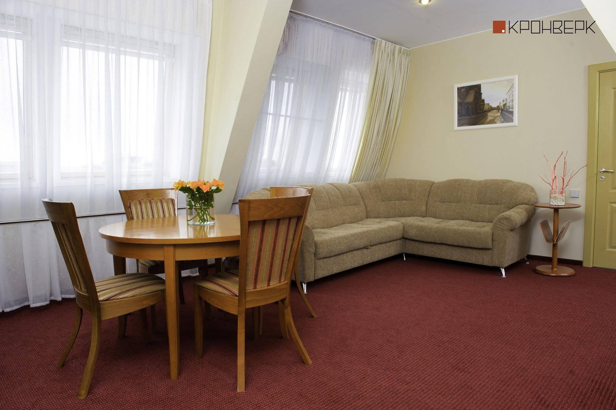 Kronverk Apart-Otel & Buisenes Center