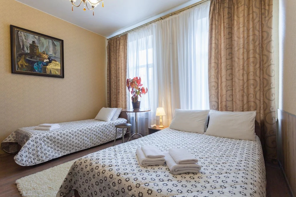 LeoHotels On Rizhskiy