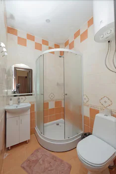 LeoHotels On Rizhskiy