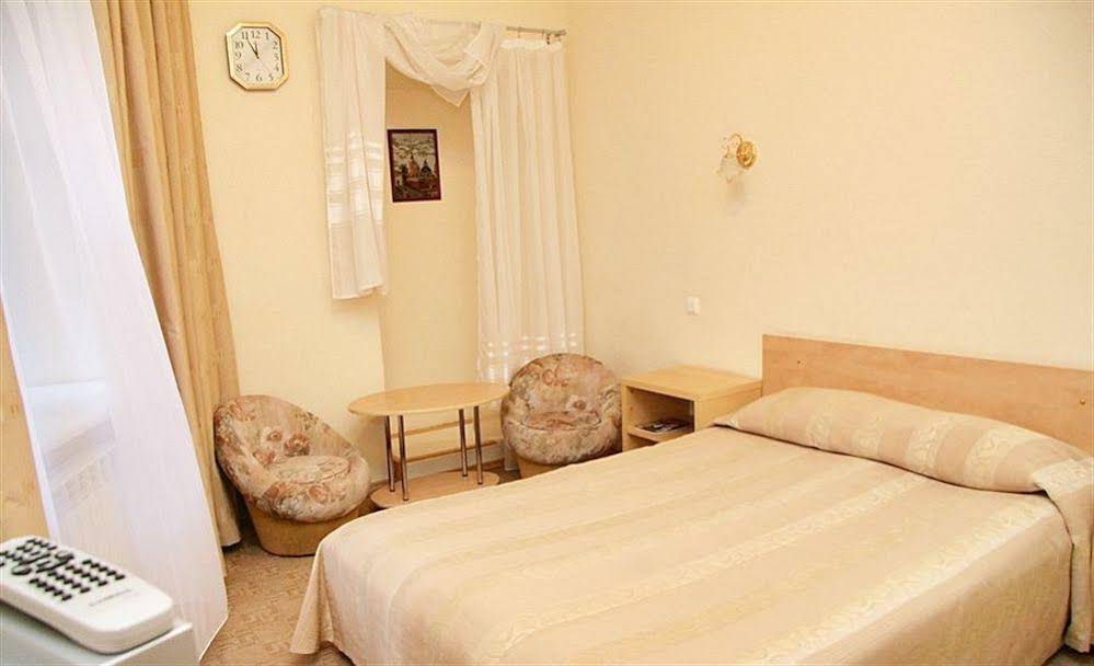 Travelto Kazanskiy 12