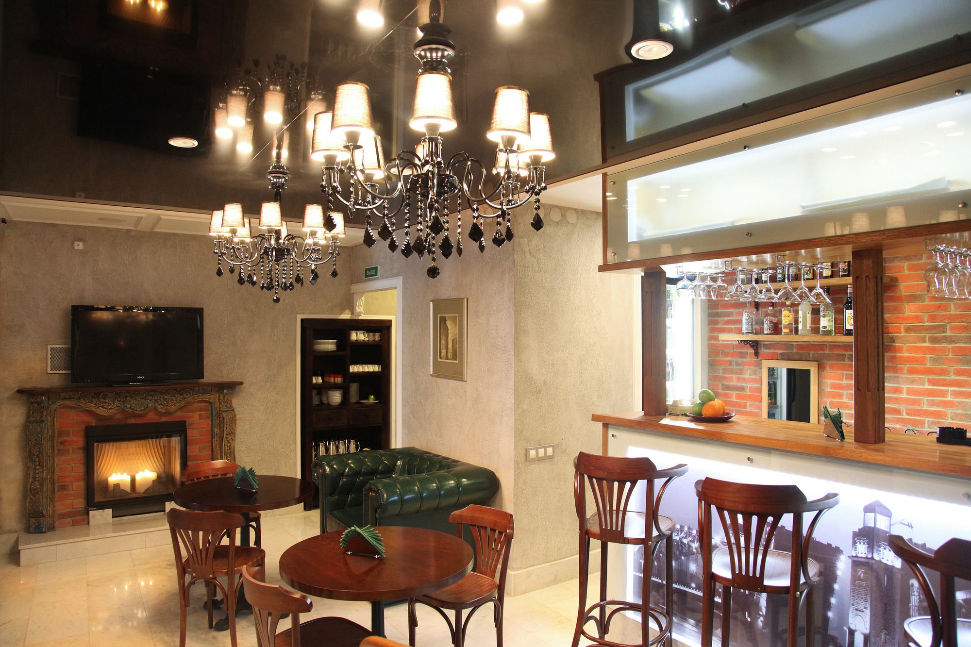 Martin Hotel