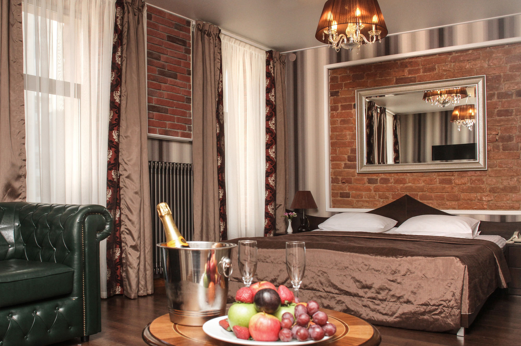 Martin Hotel