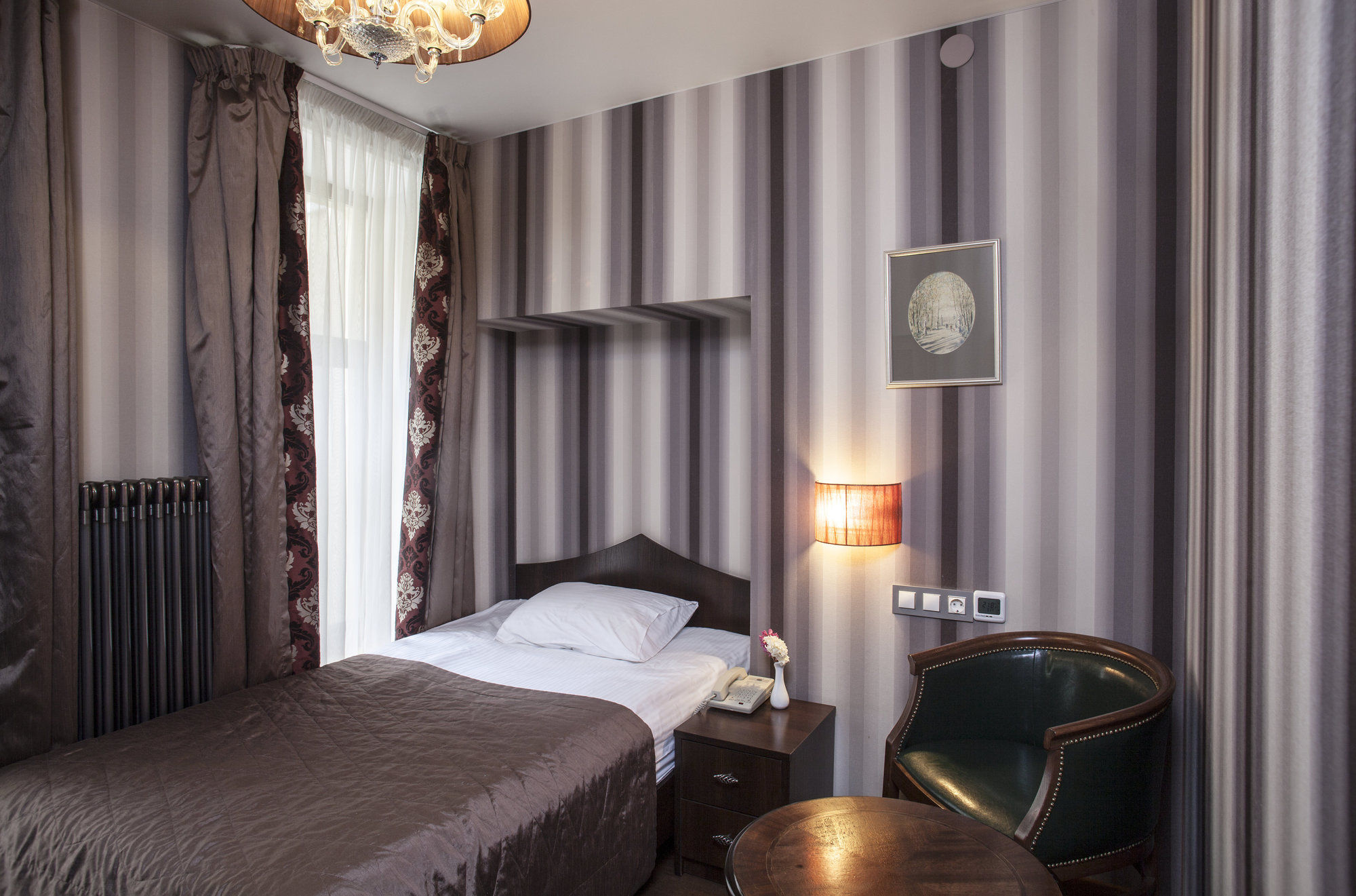 Martin Hotel