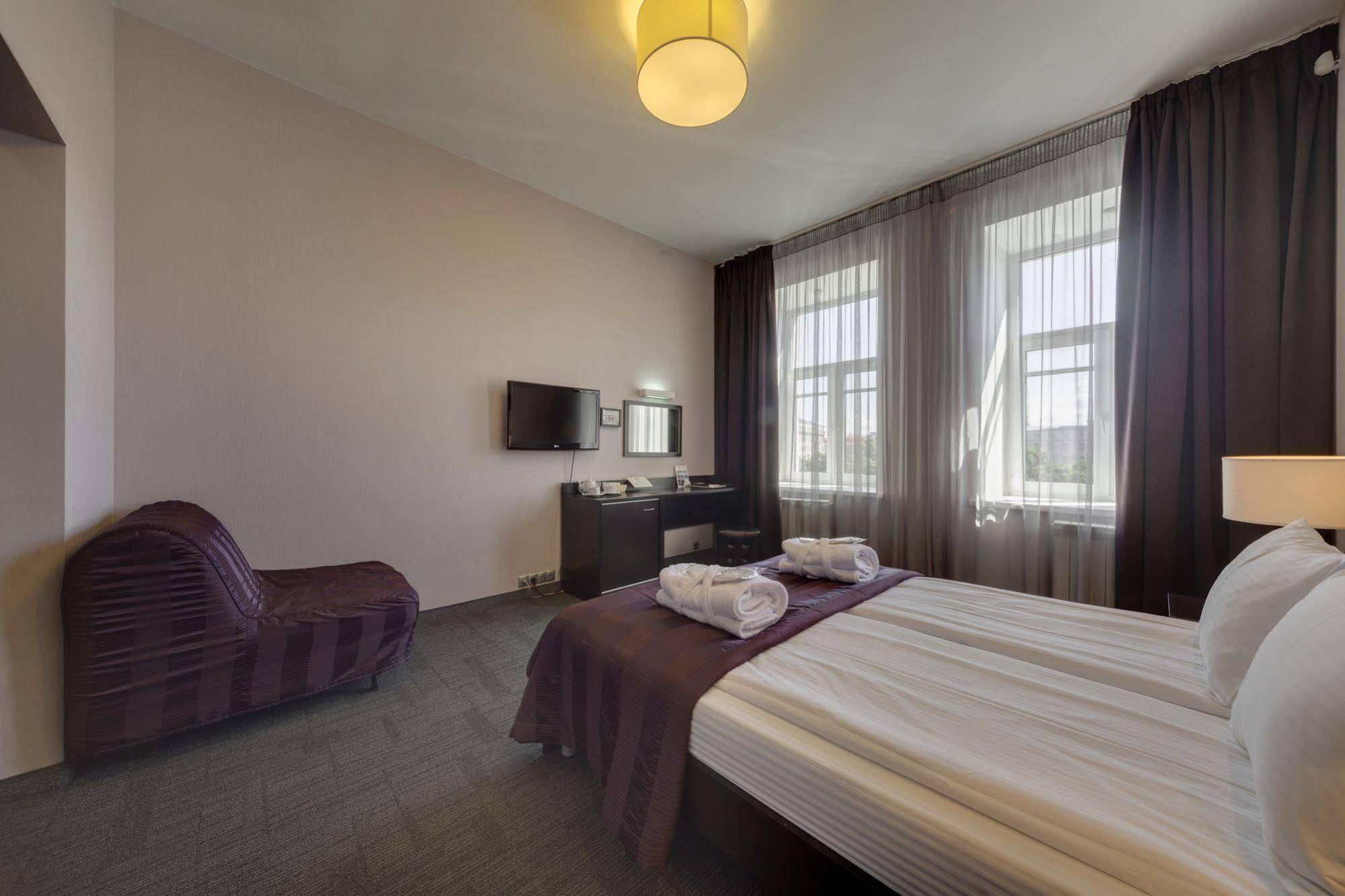 Mary Hotel