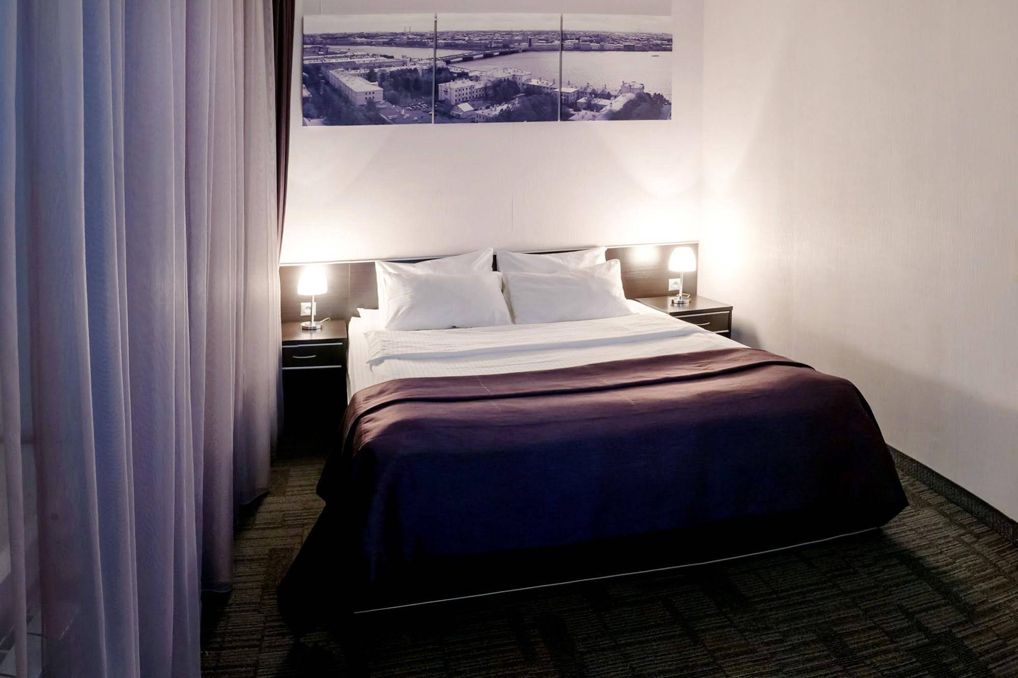 Mary Hotel