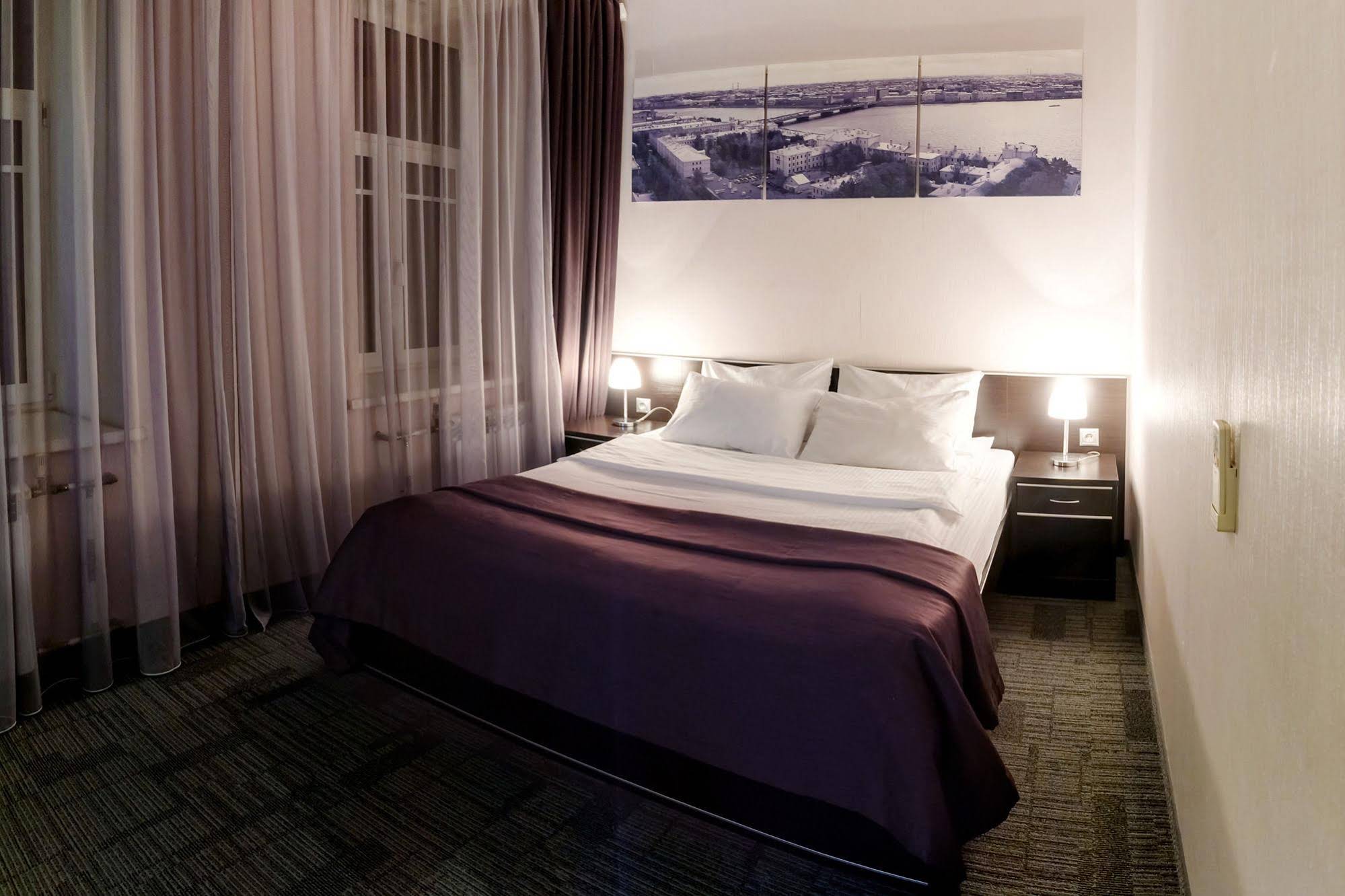 Mary Hotel