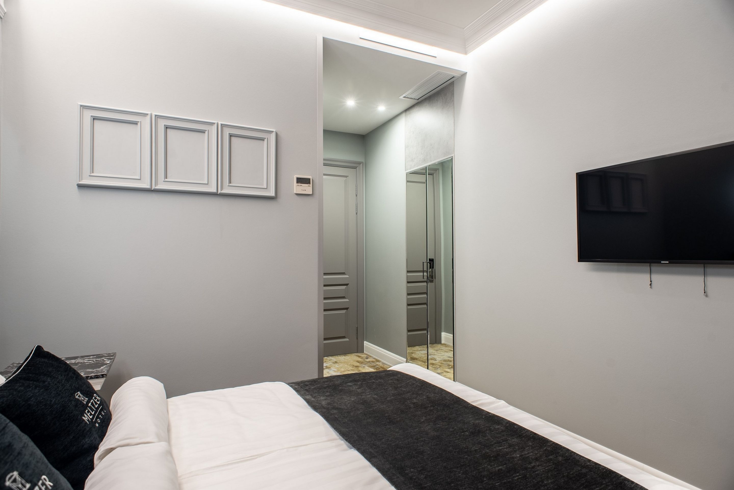 Meltzer Hotel