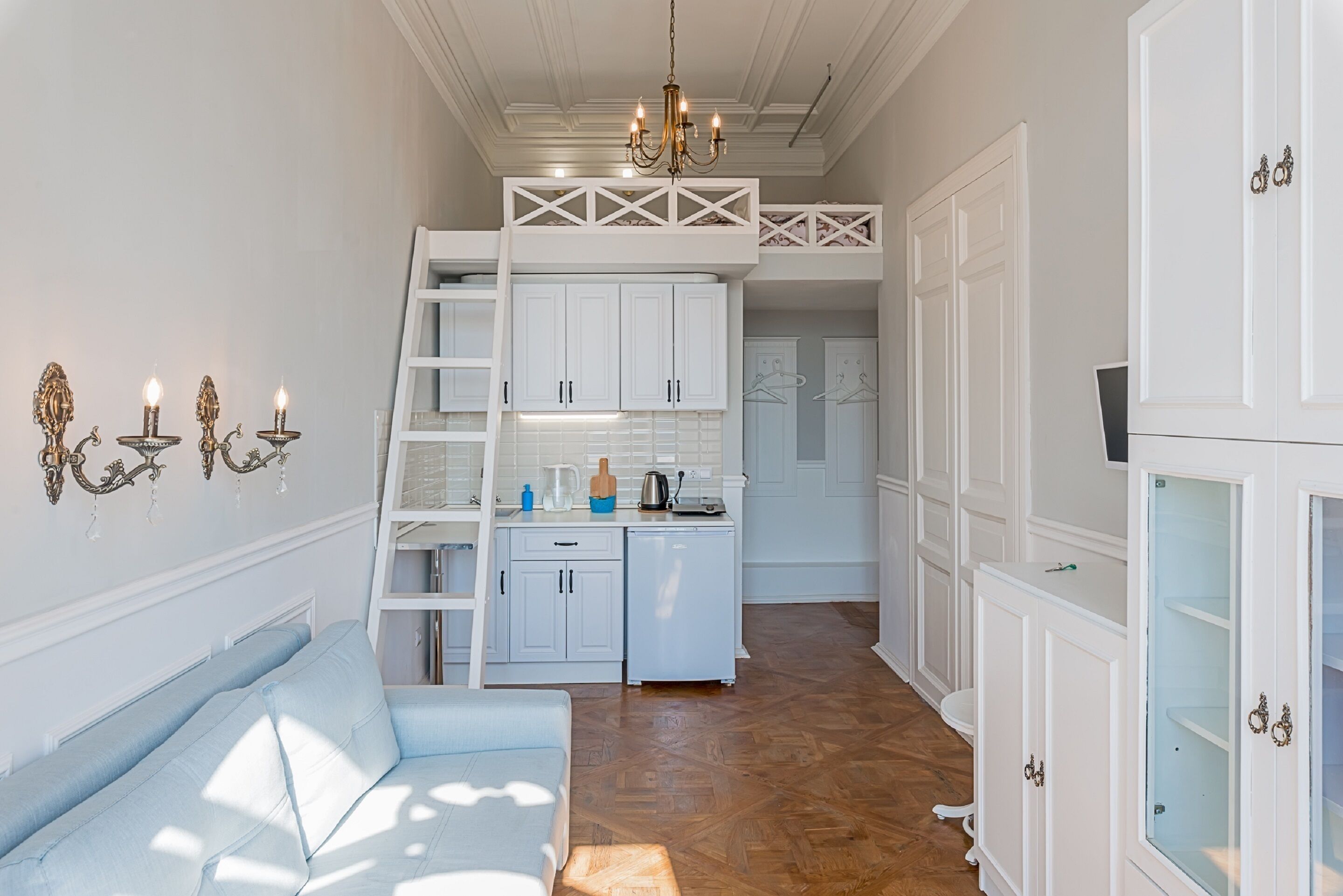 Merchant House by Sokroma