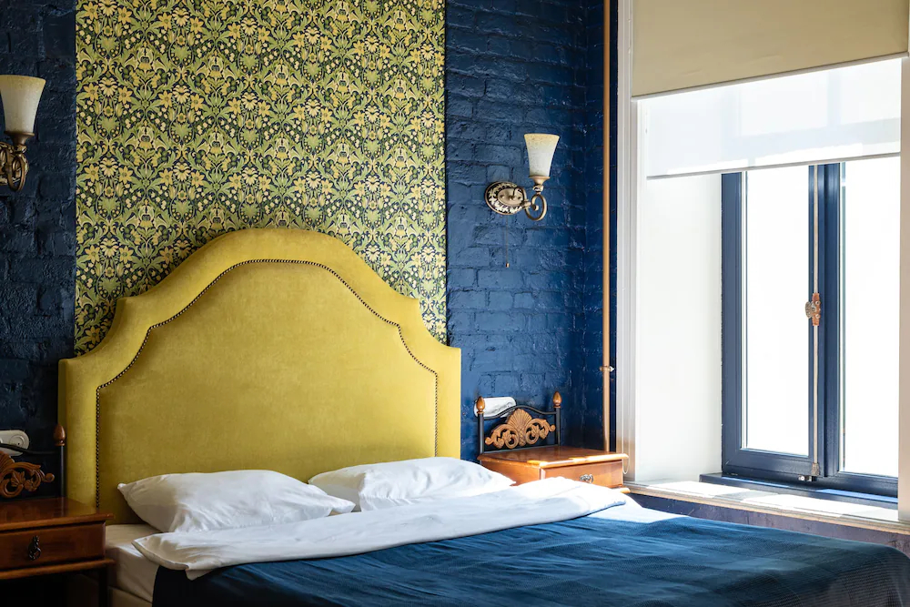 Metropolis Hotel