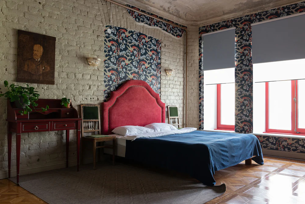 Metropolis Hotel
