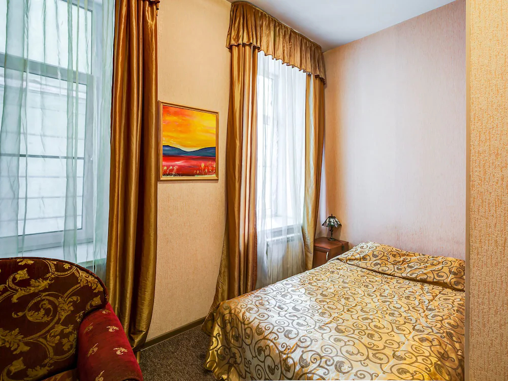 Mini-Hotel Bolshoy 19