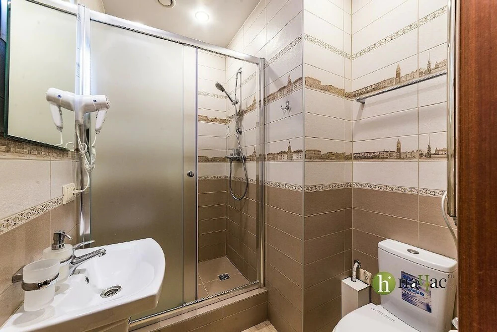 Mini-Hotel Bolshoy 19