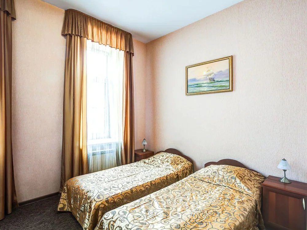 Mini-Hotel Bolshoy 19