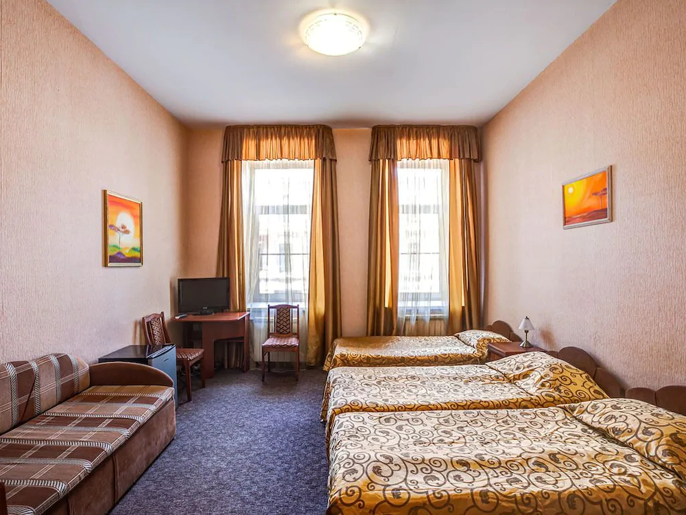 Mini-Hotel Bolshoy 19